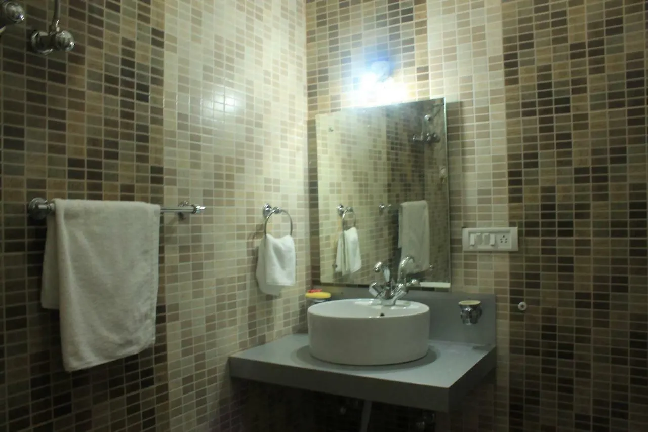 Hotel Wti Airport Grand Delhi New Delhi 3*,