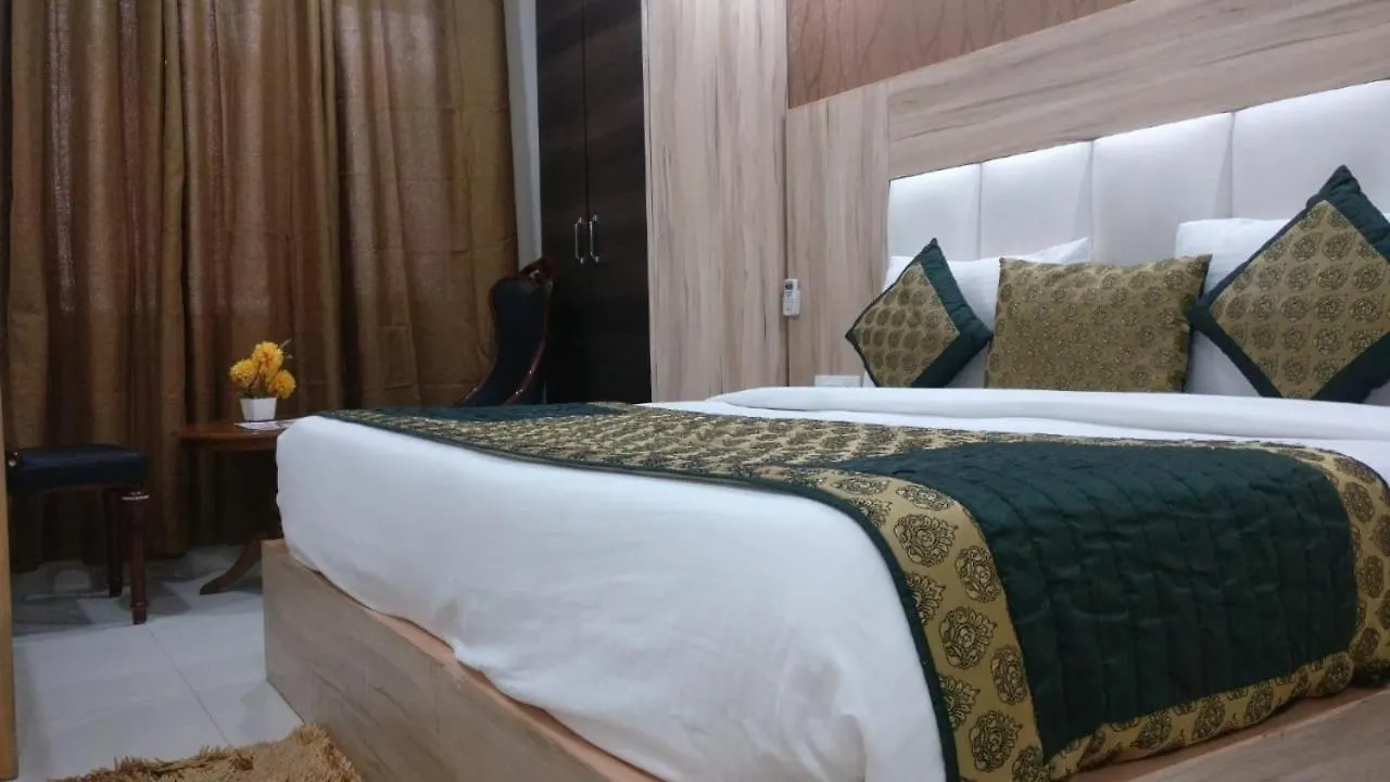 Hotel Wti Airport Grand Delhi New Delhi